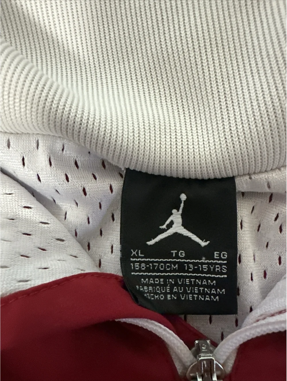 Nike Jordan Boy's Long Sleeve Red And Blue Pullover Lightweight Jacket Size Xl